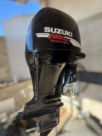SUZUKI 115 FOUR STROKE
