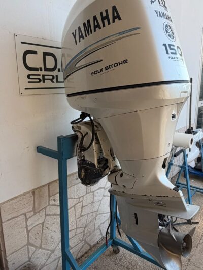 YAMAHA 150 FOUR STROKE